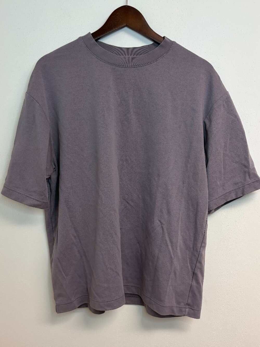 Men’s lavender t-shirt Uniqlo U 100% cotton Oversized T-Shirt purple gray size L